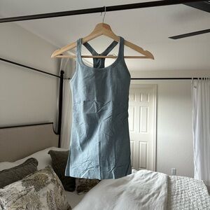 Lululemon workout tank